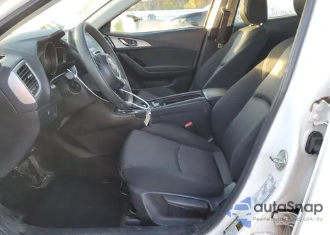 2018 Mazda 3 Sport из США, поврежденный, VIN 3MZBN1K79JM175370